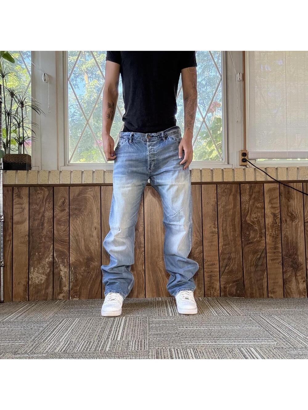 premium baggy denim worker jeans.